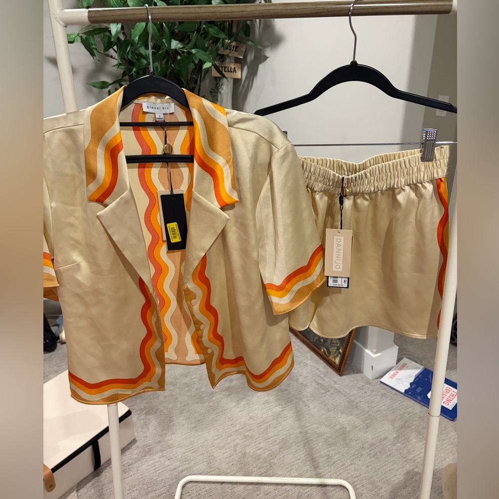 NWT Gianni Bini Super Cute Set - great for vacation! - Picture 3 of 7